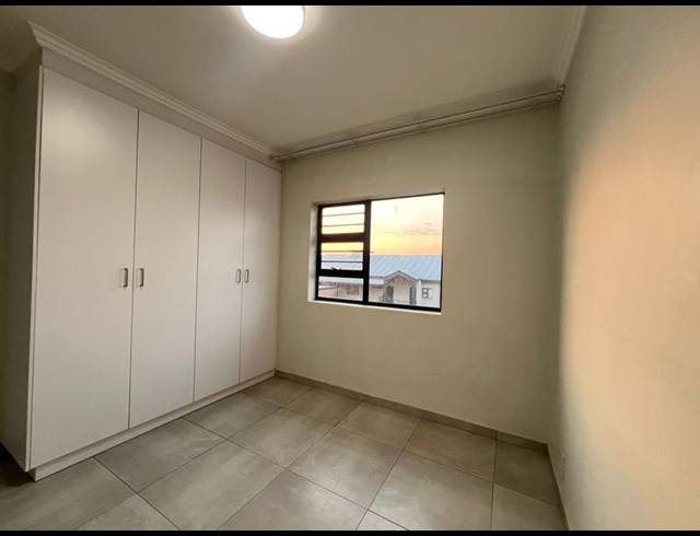 2 BEDROOM APARTMENT FOR SALE IN KYALAMI